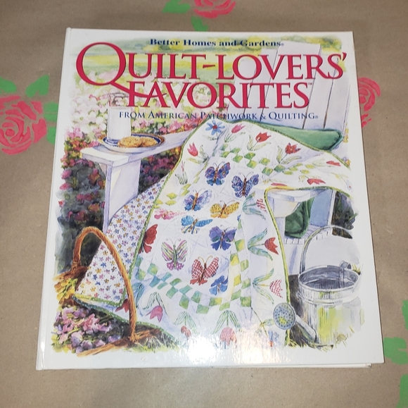 Better Homes and Gardens Quilt Lovers' Favorites Volume 3 Spiral Hardback Book - Picture 2 of 7